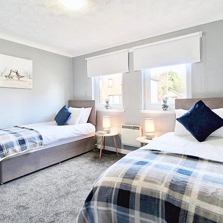 Railroad Apartment Wishaw  Luaran gambar