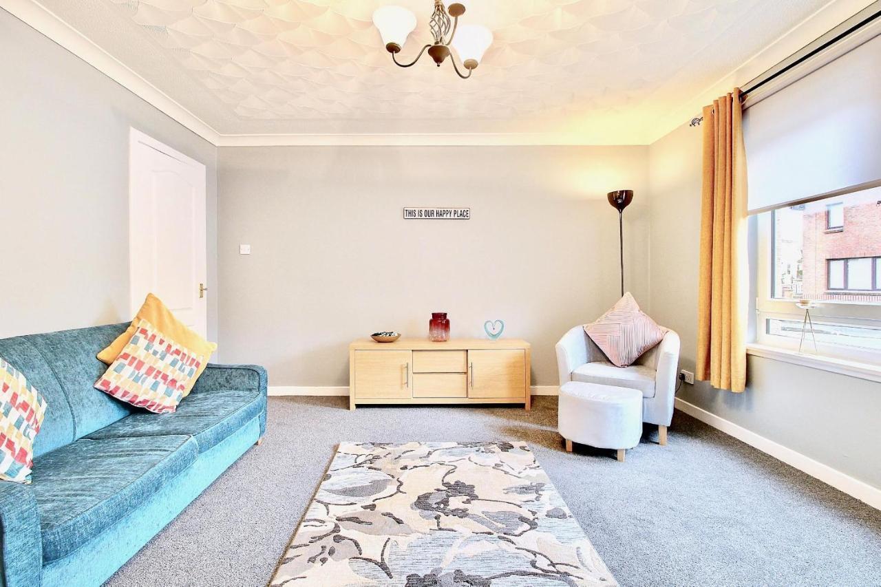 Railroad Apartment Wishaw  Luaran gambar